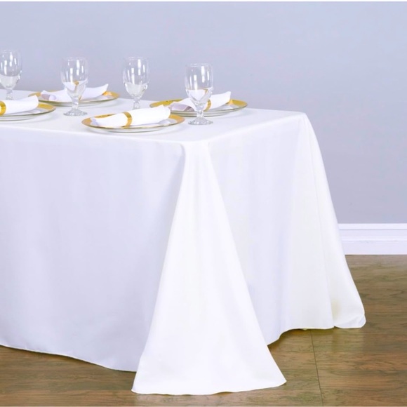 90”x156” White Rectangular Tablecloth w Rounded Corners Party Wedding Event - Picture 1 of 8